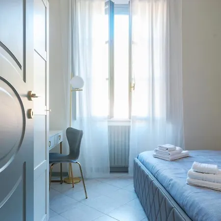 Vittani Palace - The Blue Apartment *
