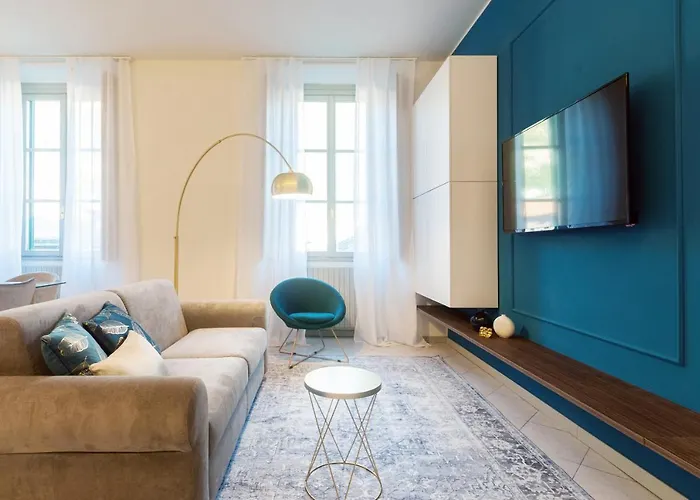 Vittani Palace - The Blue *