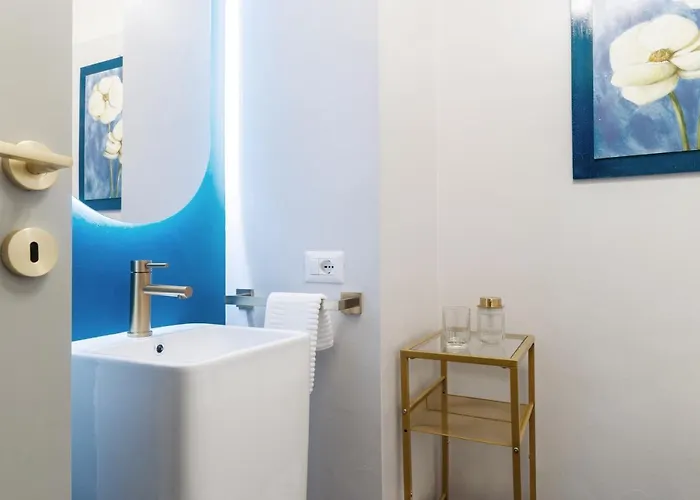 Vittani Palace - The Blue *