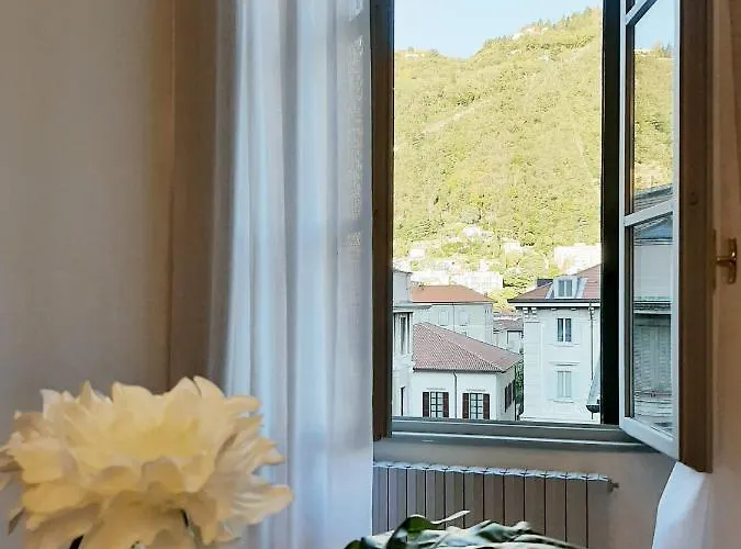 Vittani Palace - The Blue * Como